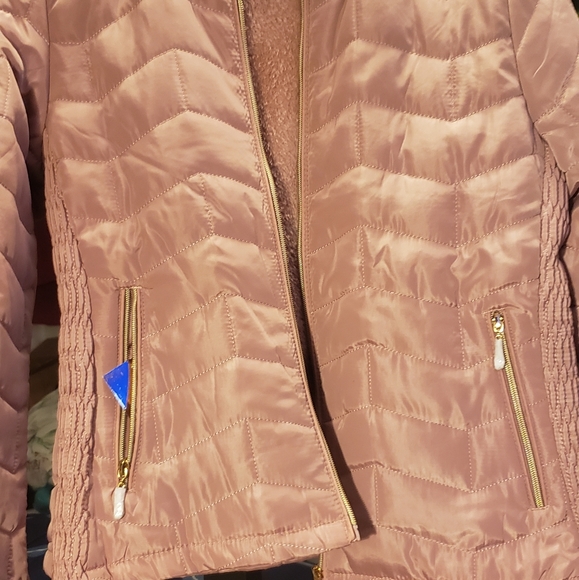 Jacket - Picture 2 of 4